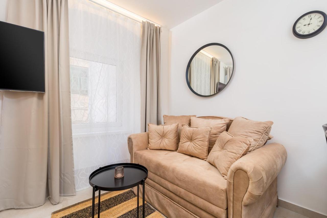Srnec Apartments - Korzo 리예카 외부 사진